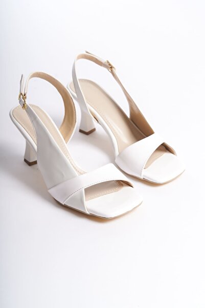 İREM Klein Women's White Patent Leather Detailed Heeled Sandals