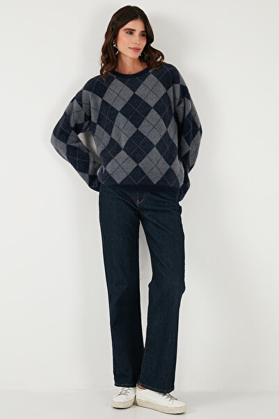 Lela Baklava Patterned Oversized Crew Neck Soft Textured Sweater Sweater 4616262