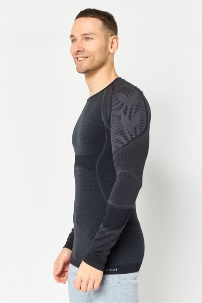 hummel Men Sportswear Fit Long Sleeve Training T-Shirt, Multicolor