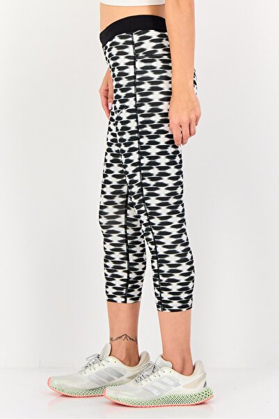 Nike Women Tight Fit Brand Logo Running Capri Tights, Multicolor