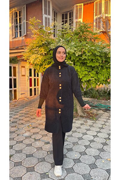 Thebomb Ala Long Buttoned Knit Cardigan