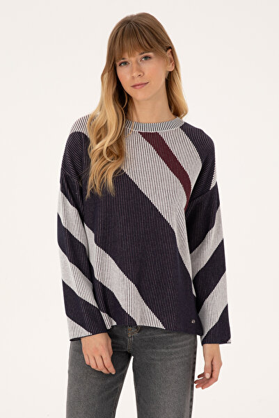 U.S. Polo Assn. Women's Cream Crew Neck Sweater 50309642-Vr256