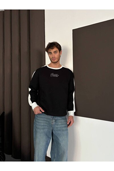 Mio Boutiques Oversized sweatshirt with bicycle collar