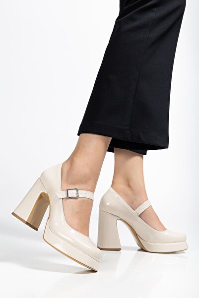 Hayalimdeki Ayakkabı Women's Beige Patent Leather Special Design Platform Heeled Shoes