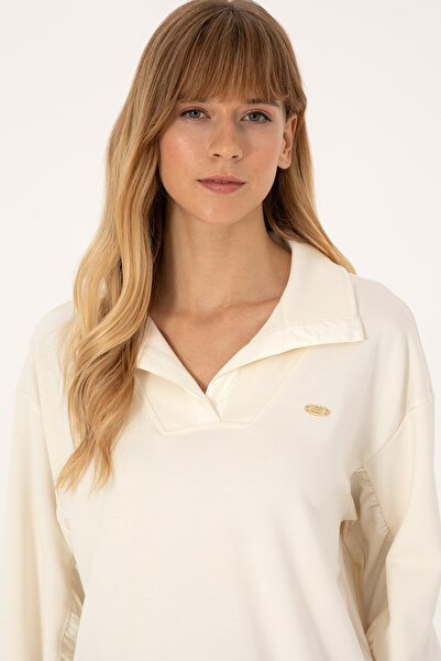 U.S. Polo Assn. Women's Cream Sweatshirt 50309429-Vr256