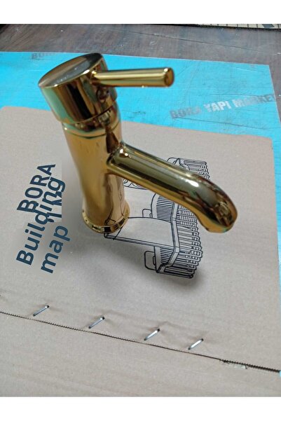 KcA Fixed Sink Faucet Gold Delta Rod Handle