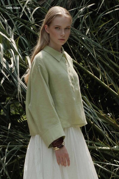 Hooopstore Πράσινη μπλούζα μήλου με 100% λινό κουμπί