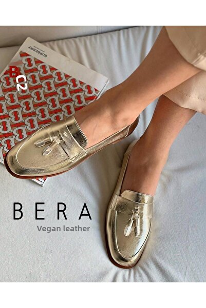 Zuum حذاء لوفر نسائي يمكن ارتداؤه في اليوم الذهبي