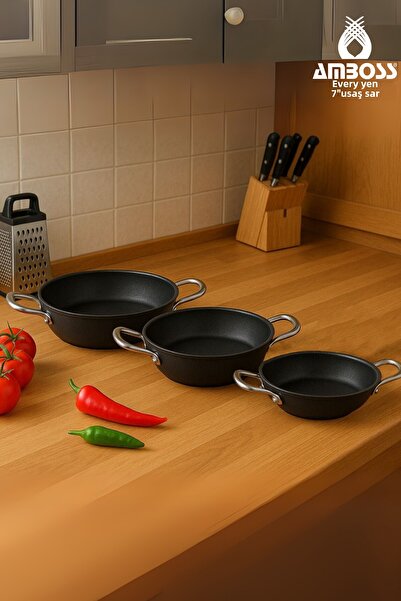 Amboss Dark 3 Piece Fireproof Non-Stick Titanium Coated Pan Set