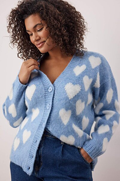 Trendyol Curve Blue Heart Patterned Pearl Soft Buttoned Knitwear Cardigan Tbbaw26Av00007