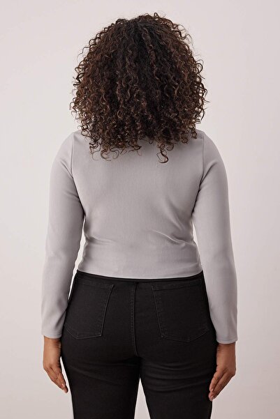 Trendyol Curve Teen Gray Contrast Piped Detail Fitted/Fitted Zippered Neckline Stretchy Knitted Blouse Tbbaw26Af00041