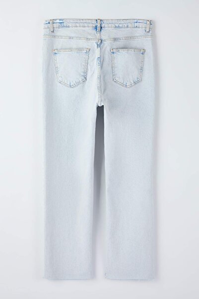 Trendyol Curve Blue High Waist Slit Detailed Flare Fit Plus Size Jeans Tbbaw26Cj00000