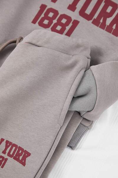 TRENDYOLKIDS Gray Slogan Knitted Bottom - Top Set Tkdaw26Au00003