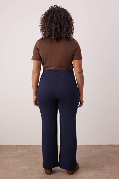 Trendyol Curve Navy Blue Ribbed Detailed Straight Fit Knitted Plus Size Trousers Tbbaw26Ar00029