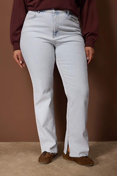 Trendyol Curve Blue High Waist Slit Detailed Flare Fit Plus Size Jeans Tbbaw26Cj00000