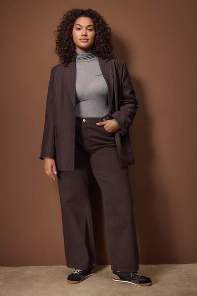 Trendyol Curve Brown Elastic Waist and Adjustable Wide Leg Wide Leg Plus Size Pants Tbbaw26Ar00018