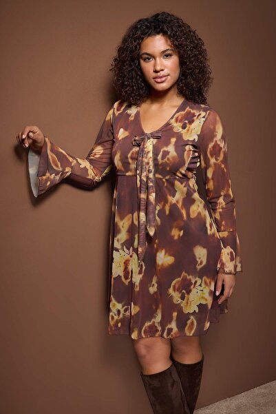 Trendyol Curve Brown V-Neck Floral Pattern Tulle Knitted Plus Size Dress Tbbaw26Ah00064