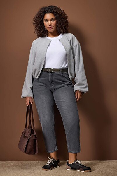 Trendyol Curve بنطلون جينز أنثراسايت بخصر مرتفع وتفاصيل ممزقة بقصة موم فيت مقاس كبير TBBAW26CJ00010