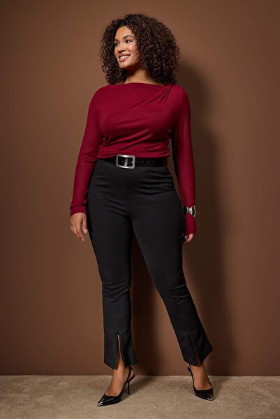 Trendyol Curve Burgundy Fitted/Fitted to the Body Asymmetrical Neckline Detailed Soft Fabric Stretchy Knitted Blouse Tbbaw26Af00088