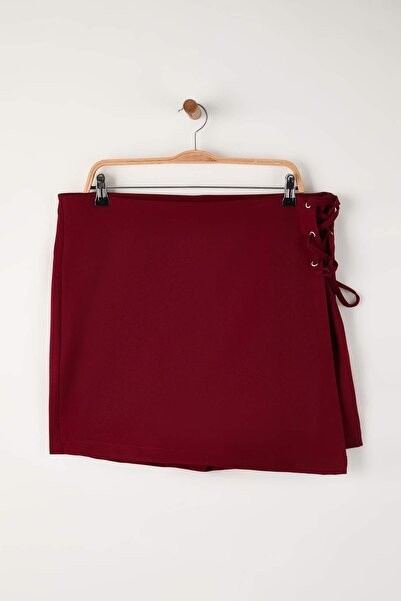 Trendyol Curve Burgundy Woven Lace Detailed Mini Plus Size Shorts Skirt Tbbss22Ap00001