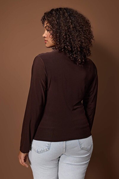 Trendyol Curve Brown Sandy Ruched Detail Long Sleeve Knitted Plus Size Blouse Tbbaw26Af00104