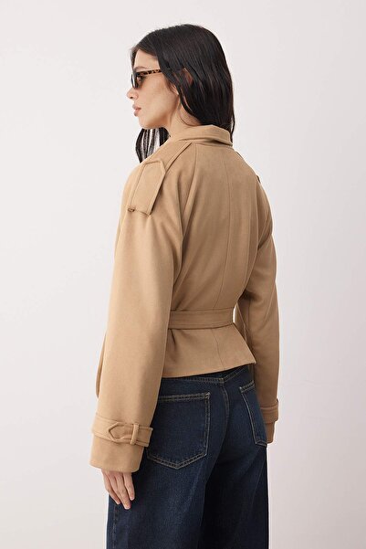 Trendyol Collection Mink Suede Mono Closure Regular Short Trench Coat Twoaw26Tr00025