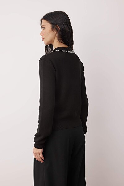 Trendyol Collection Black Cotton Content Collar Stitching Detail Knitwear Sweater Twoaw26Kz00204
