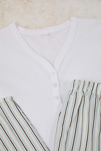 Trendyol Collection Set de pijamale din viscoză cu nasturi cu dungi albastre din material subțire THMAW26PT00016