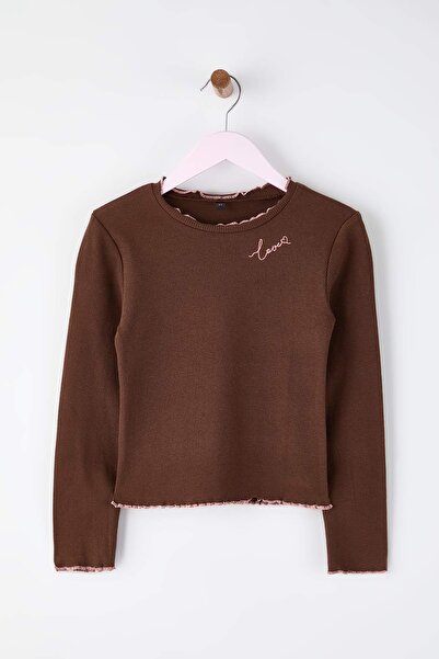 TRENDYOLKIDS Powder-Brown Cotton 2-Piece Embroidered Regular Corded Fabric Girl's Knitted T-Shirt Tkdaw26Ts00011