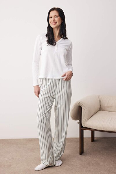 Trendyol Collection Set de pijamale cu țesătură din viscoză cu nasturi în dungi albastre din material subțire THMAW26PT00016