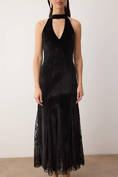 Trendyol Collection Black Lace Detailed Knitted Velvet Maxi Unlined Dress Tpraw26El00113