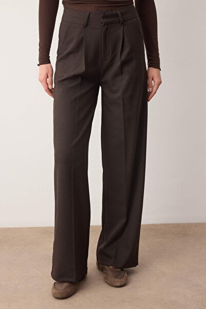 Trendyol Collection Brown Trousers Twoaw26Pl00160