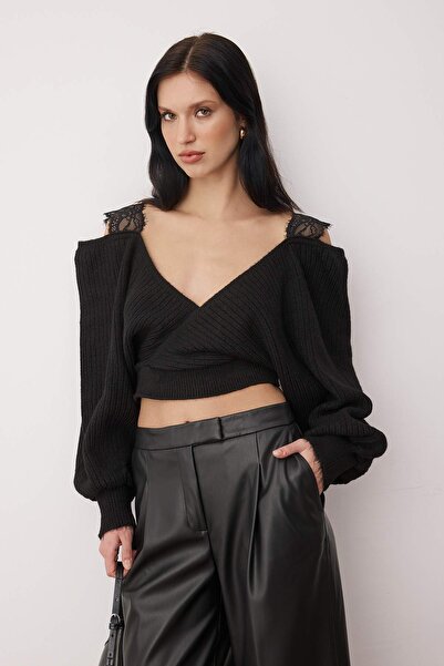 Trendyol Collection Black Lace Strap V-Neck Knitwear Sweater Twoaw26Kz00292