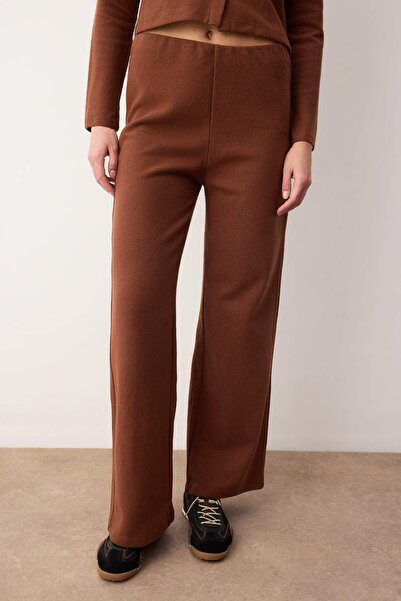 Trendyol Collection Dark Brown 3-Piece Thessaloniki/Triko Look Buttoned Stretch Knitted Bottom - Top Set Twoaw26Au00052