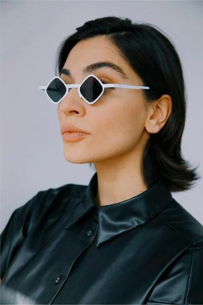 Bilge Karga Negar White Black Sunglasses