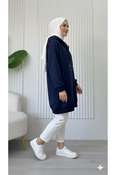 onlymoon Μπλουζάκι Navy Blue oversized ♦   3 Νήματα Στρογγυλής Σχεδίασης ♦   100% βαμβάκι ♦   με κουκούλα ♦   Χιτζάμπα ♦   Άνετη εφαρμογή