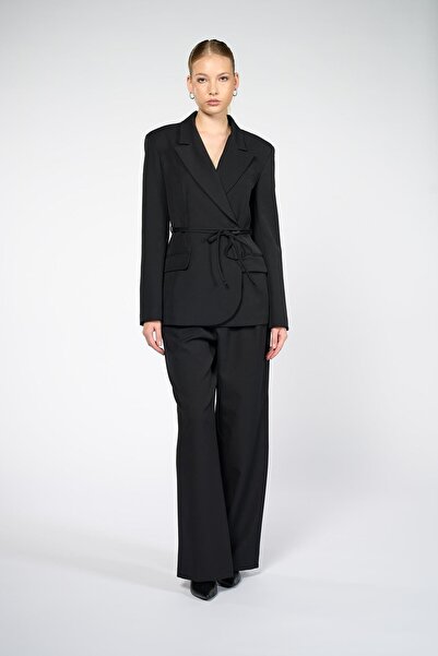 Thalure Kadın Siyah Bağcıklı Dokuma Blazer