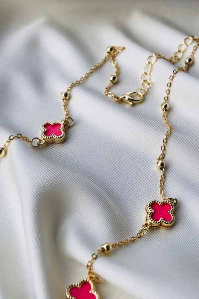 Bonicce قلادة من الفولاذ المقاوم للصدأ مكونة من 4 أوراق شجيرة لا تبهت