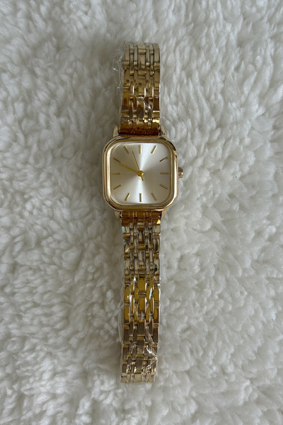 Love The Wind Square Case Gold Cord Vintage Model Minimal Women's Wristwatch