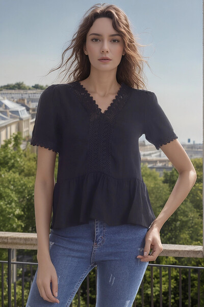 Cotton Mood 20343456 بلوزة كتان بأكمام قصيرة وتطريز أمامي باللون الأسود