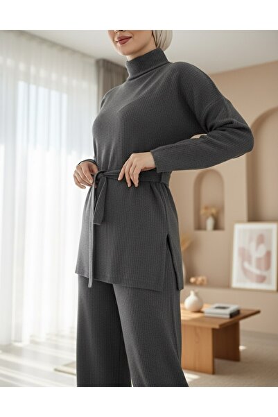 Modamorfo Yarım Boğazlı Kuşaklı Fitilli Takım -Füme