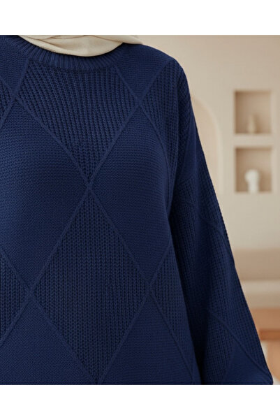 Modamorfo Round Neck Diamond Pattern Slit Knit Sweater - Navy