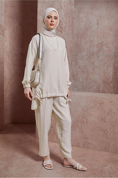 Alvina بدلة بنطلون برقبة دائرية 44436