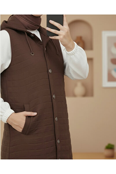 Modamorfo Buttoned Front Chain Detailed Hooded Quilted Vest - Brown