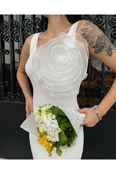 Modamorfo Big Rose Knitwear Dress - White