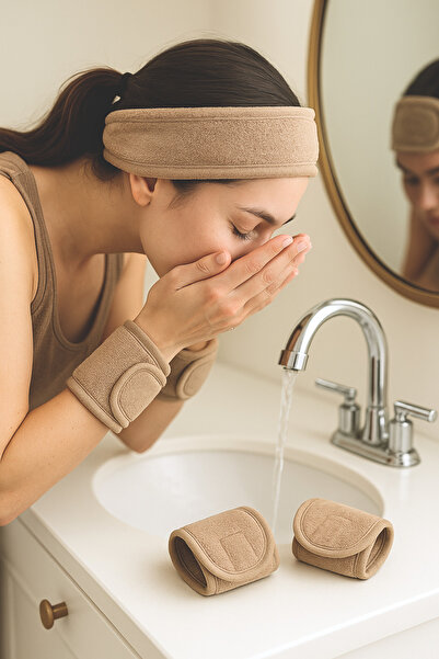 Mokita Home Set of 3: 2 Water Absorbent Towels, Wrist, Face Washing Arm Bands, Sports Bands & 1 Hair Band Set