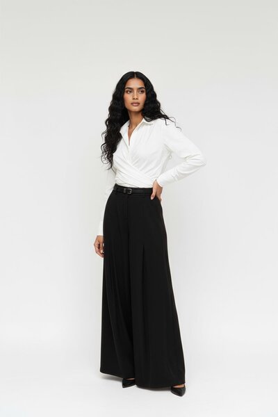 Setre Black Pleat Detailed Relaxed Cut Belted Trousers
