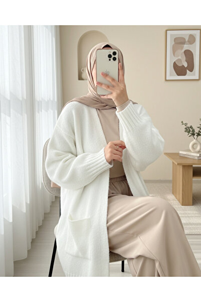 Modamorfo Çift Cepli Yırtmaçlı Yumoş Hırka -Beyaz