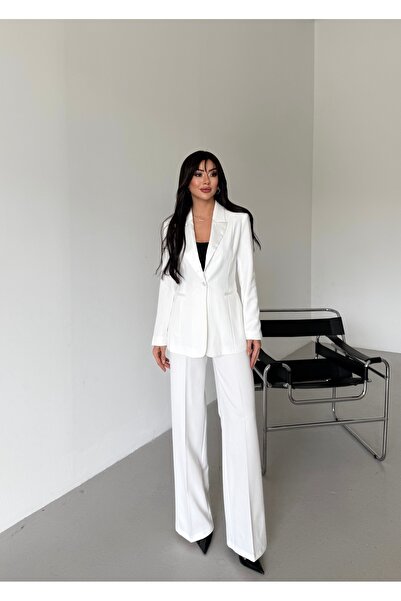 Nadrina Plain Women's Suit