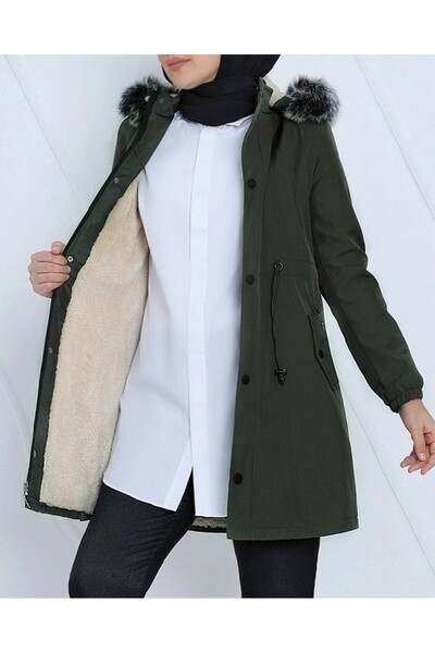 Modamorfo Short Coat with Hooded Sleeves and Elastic Pockets - Camouflage